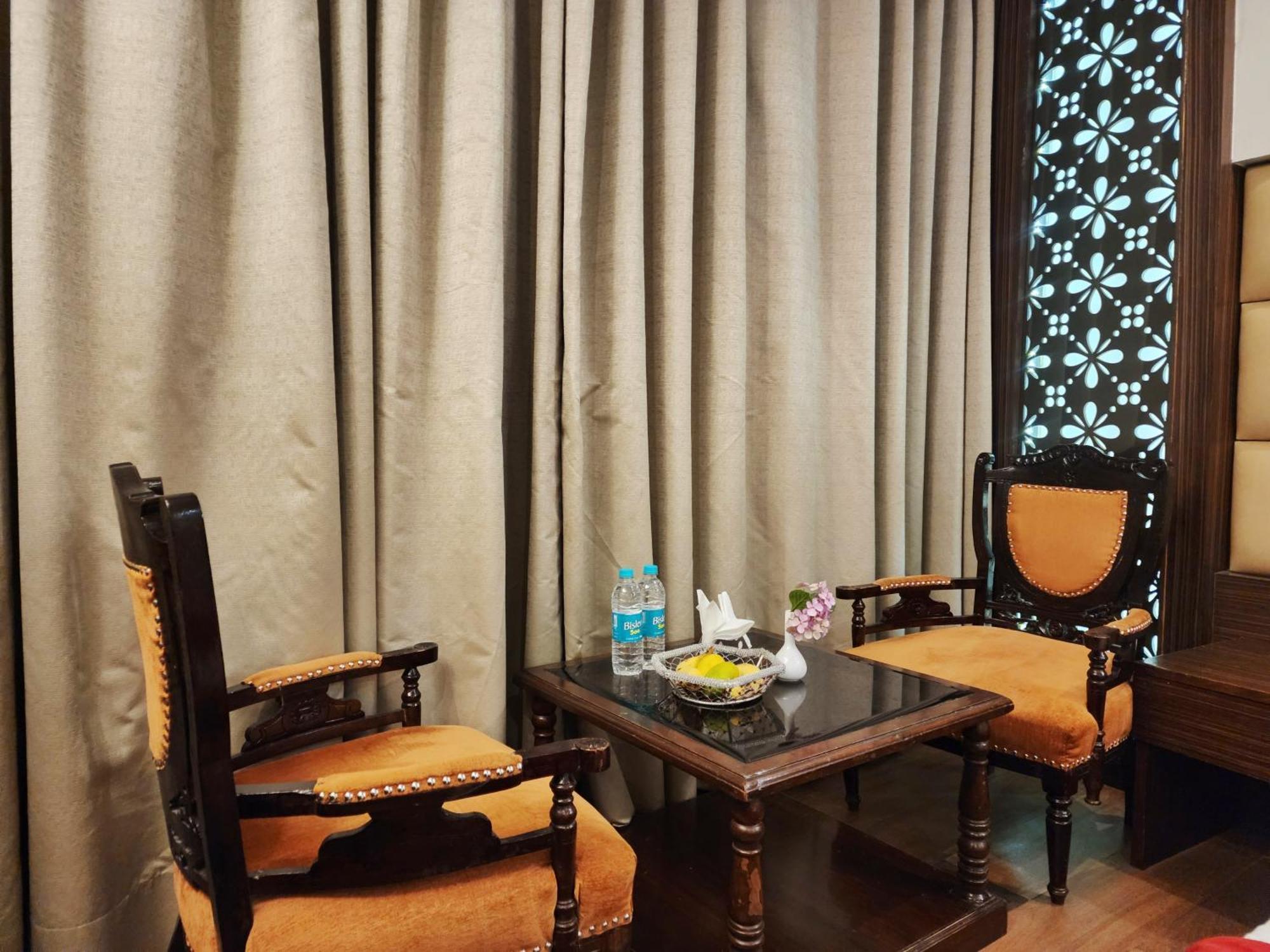Hotel Surya 西姆拉 外观 照片