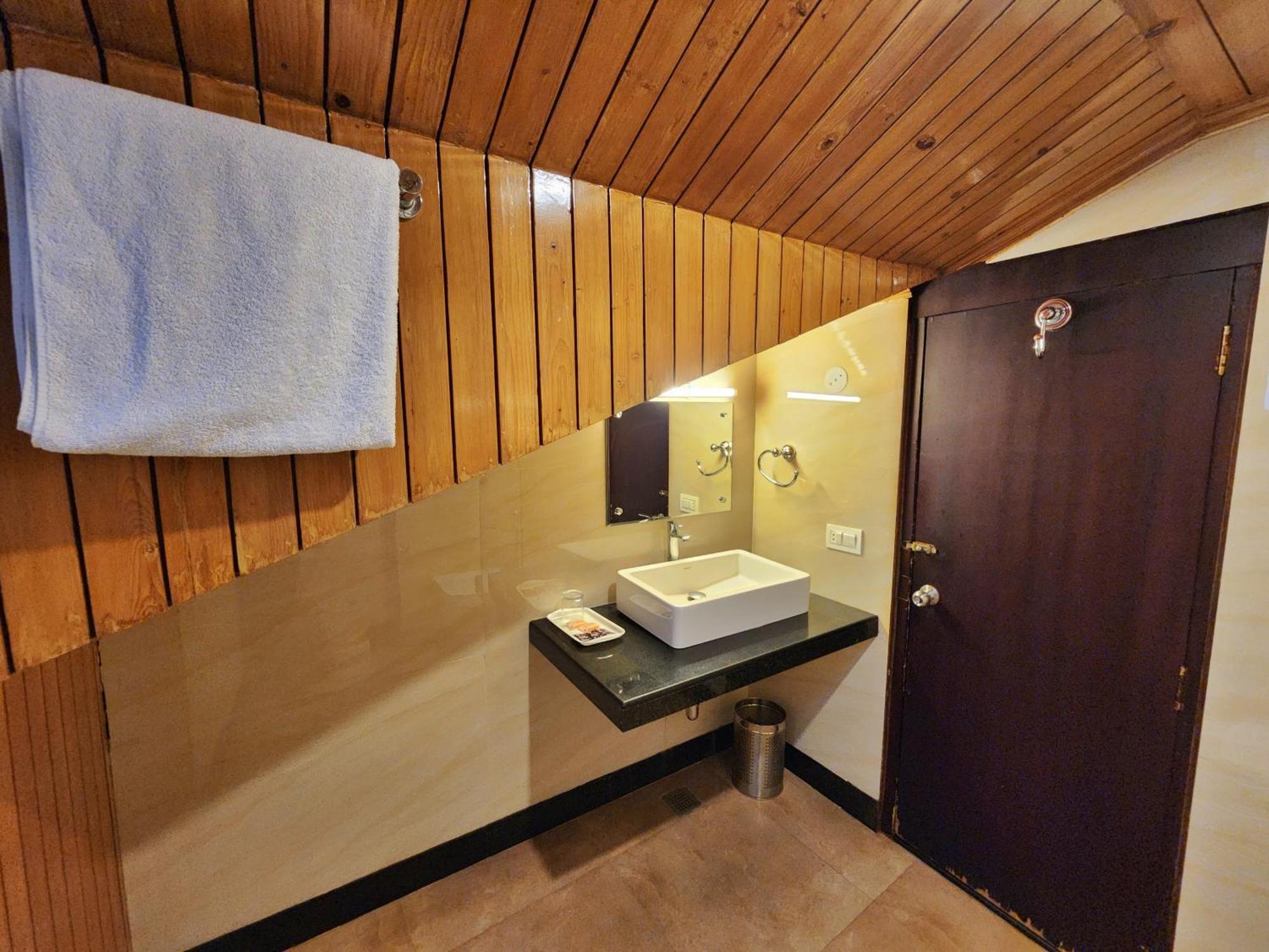 Hotel Surya 西姆拉 外观 照片