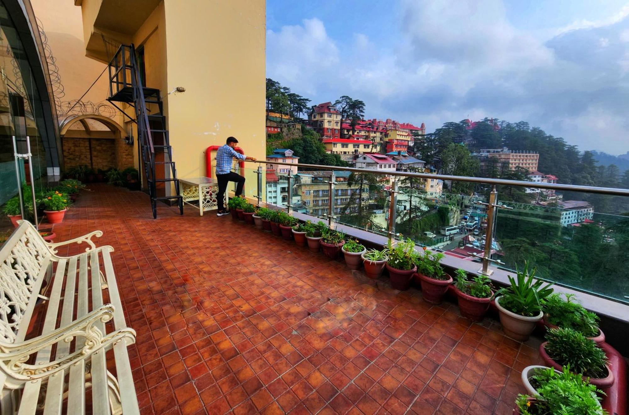 Hotel Surya 西姆拉 外观 照片